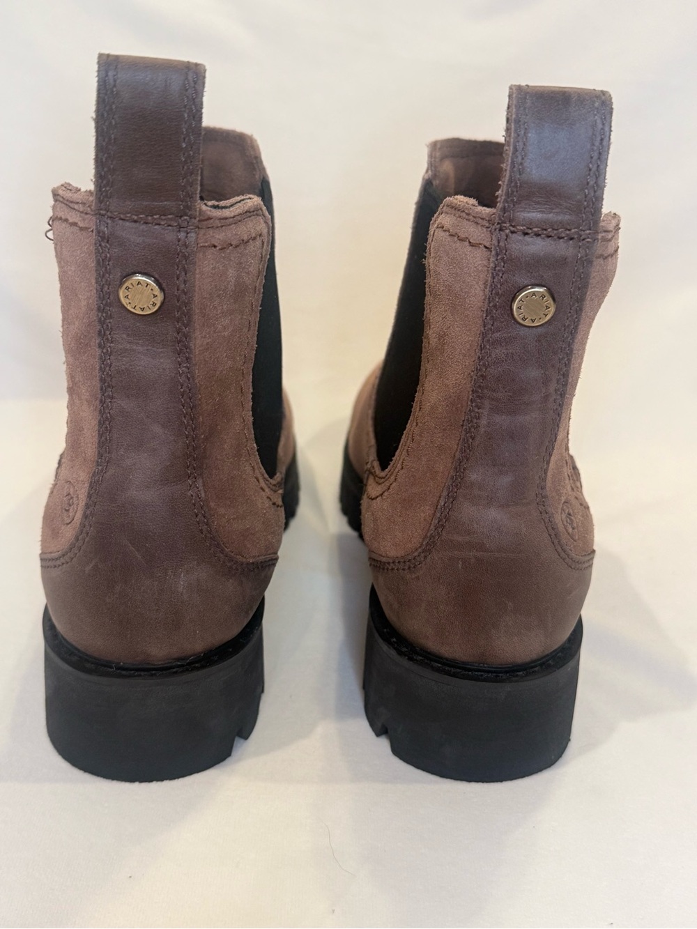 Ariat Wexford Lug Waterproof Chelsea Boot Dark Earth Taupe Suede Size 10B NWOB - Picture 11 of 16